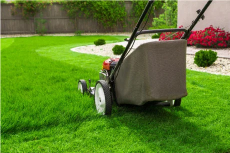 Home in Tyler, TX with professional lawn mowing services.